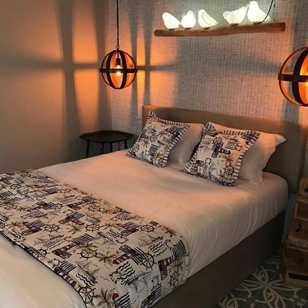 Royal Beach Hostel Прайя-да-Витория Экстерьер фото
