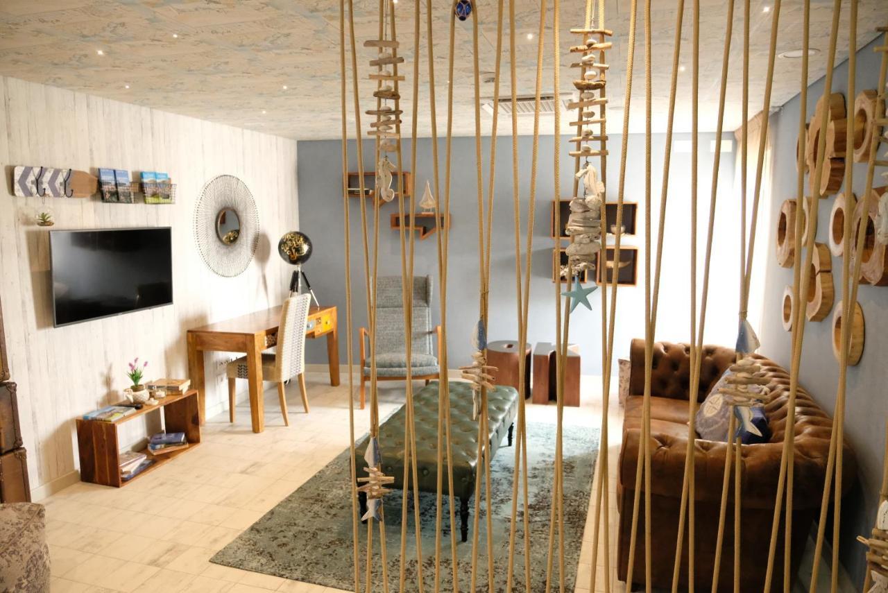 Royal Beach Hostel Прайя-да-Витория Экстерьер фото