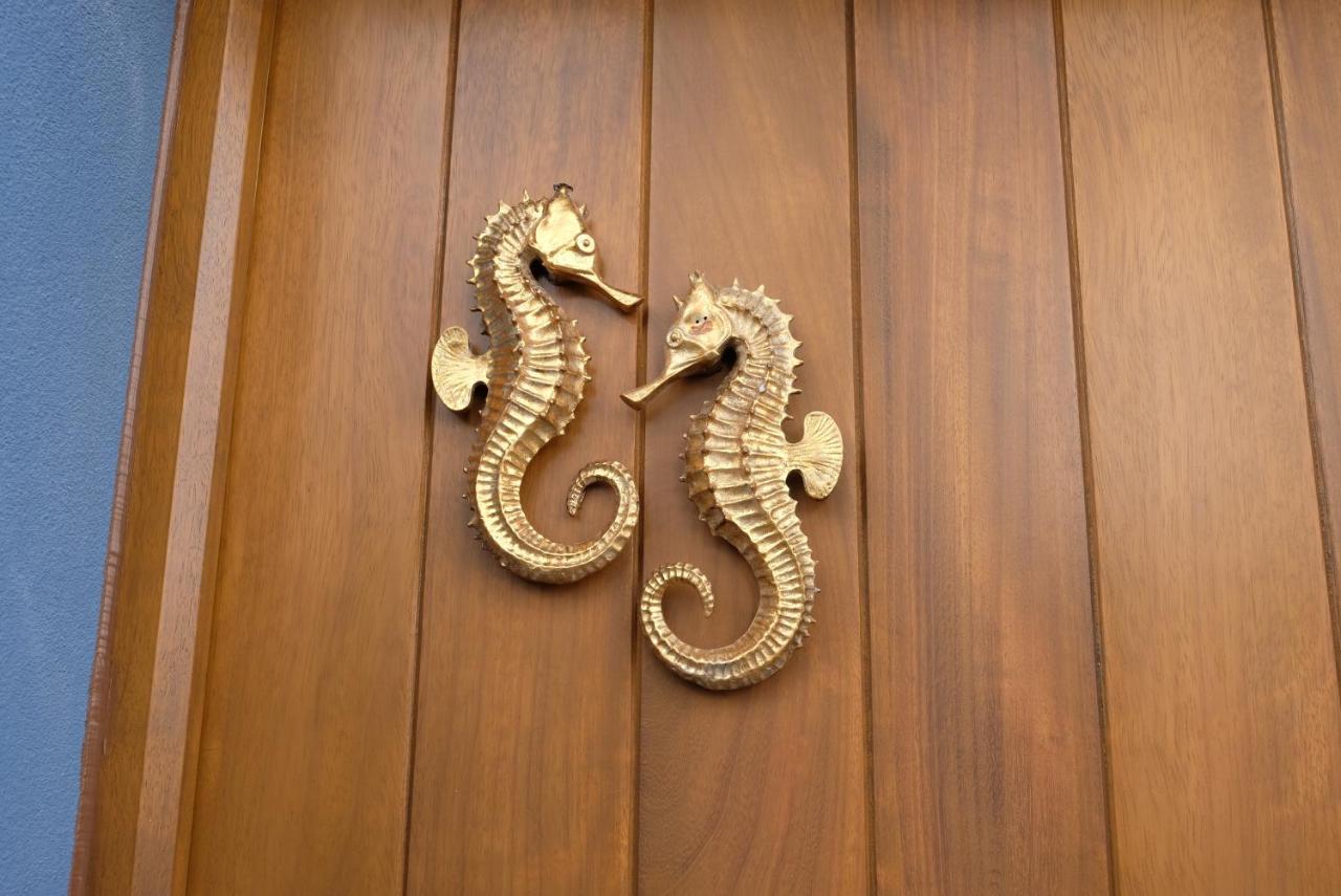 Royal Beach Hostel Прайя-да-Витория Экстерьер фото