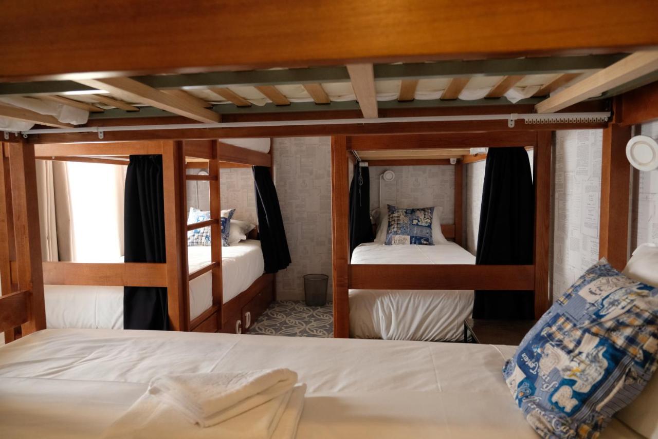 Royal Beach Hostel Прайя-да-Витория Экстерьер фото